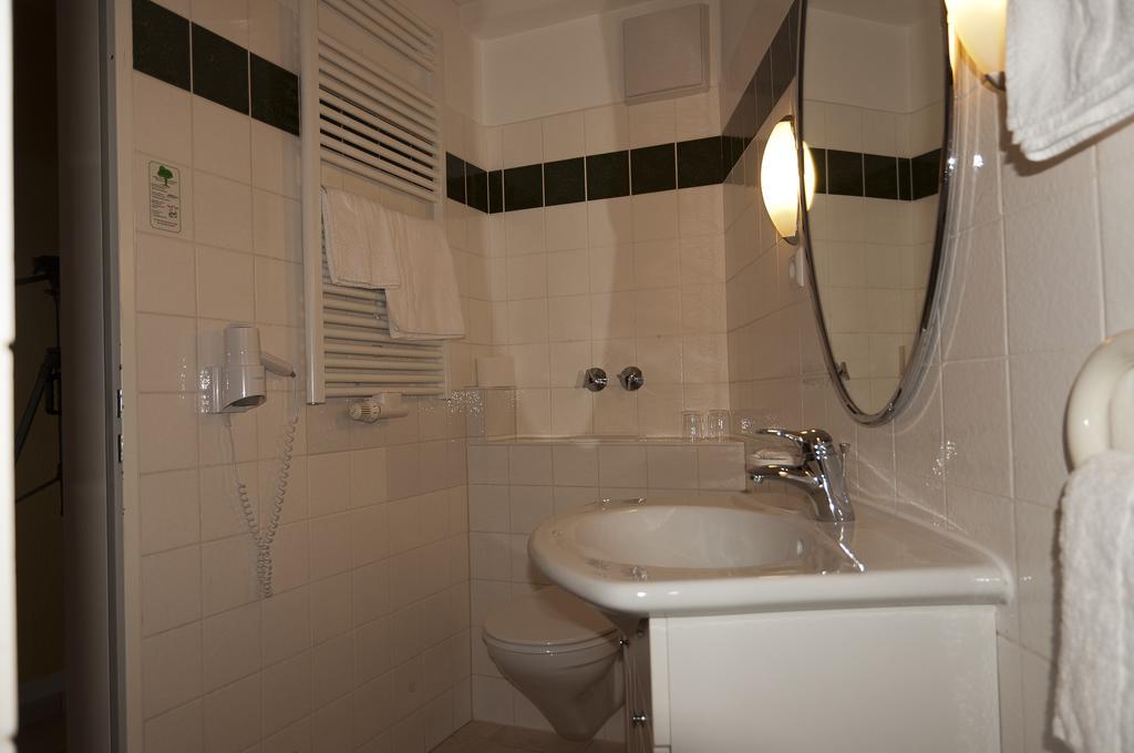 Hotel Haus Deutsch Krone Bad Essen Kamer foto